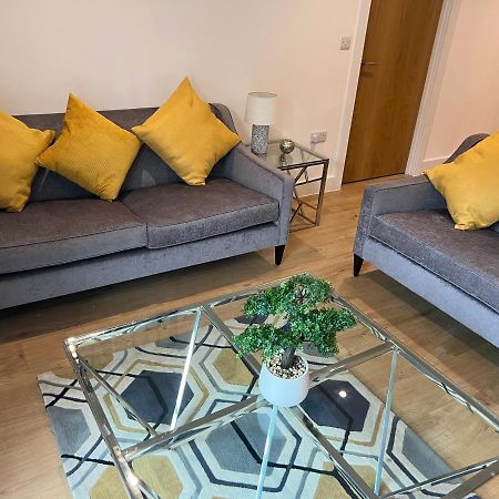 Lovely 2 Bed Apartment In Leeds Centre Kültér fotó